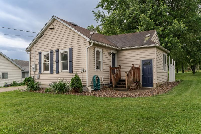 509 E Main St, Dodge Center, MN 55927