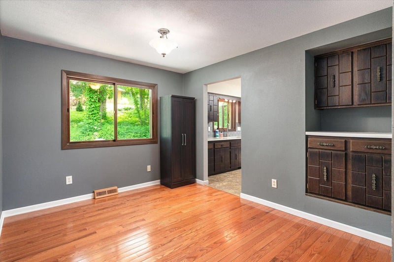 6011 Fox Chase Rd, Hokah, MN 55941