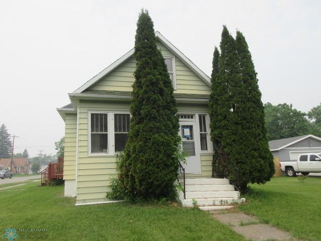 202 4th St NE, Dilworth, MN 56529