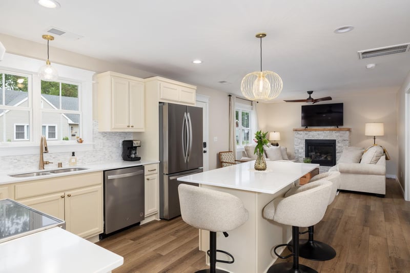 917 East Ave S, La Crosse, WI 54601