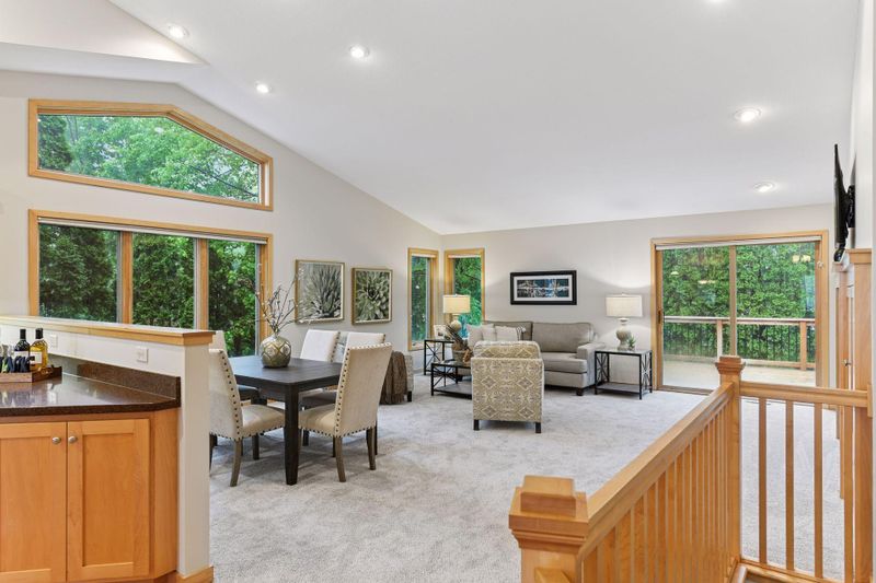 1614 Maple Manors Ct, Mound, MN 55364