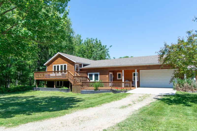 8290 Gladstone Lake Rd, Brainerd, MN 56401