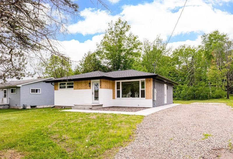 1703 N Basswood Ave, Duluth, MN 55811