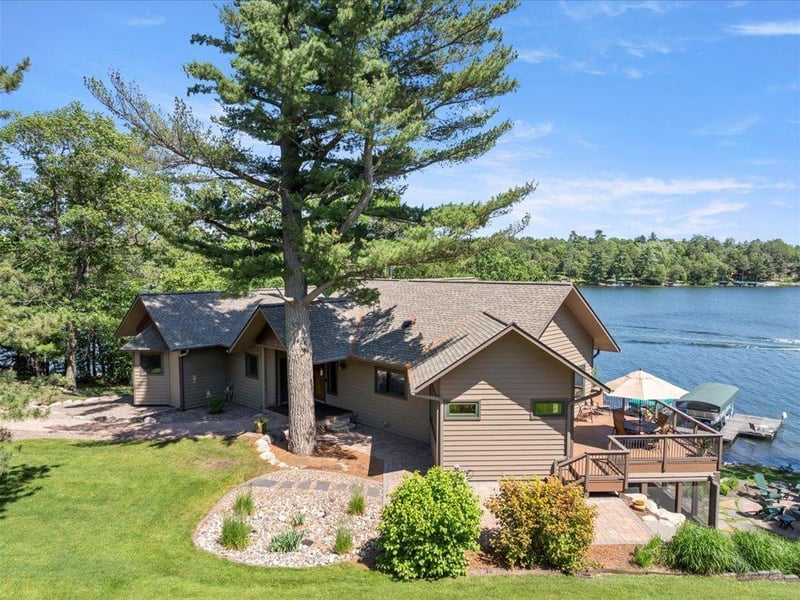4217 Upper Roy Lake Rd, Nisswa, MN 56468