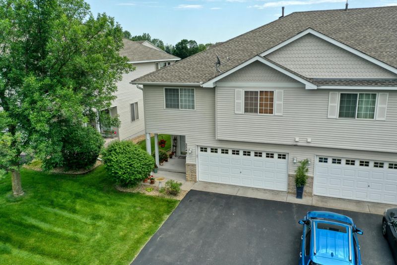 22481 Evergreen Cir, Forest Lake, MN 55025