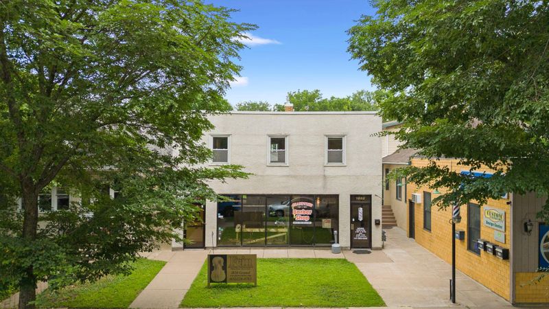 1850 Grand Ave, Saint Paul, MN 55105