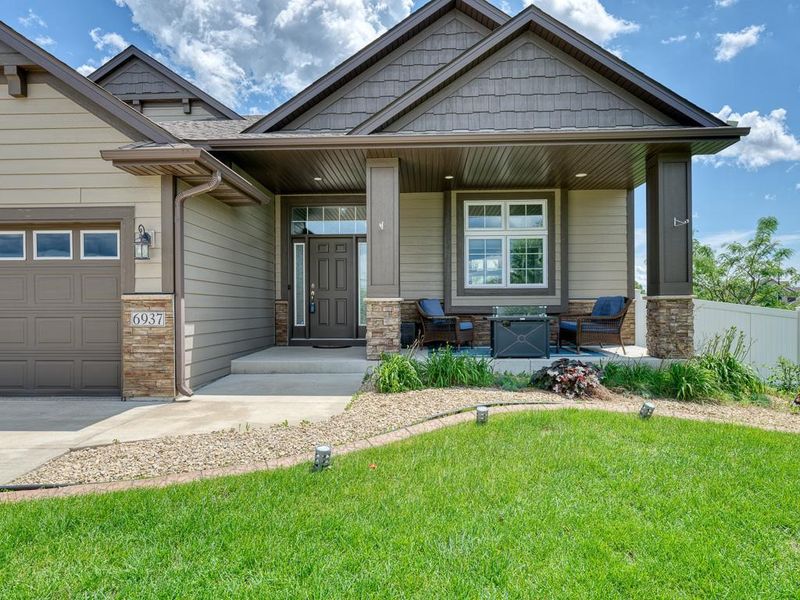 6937 94th St S, Cottage Grove, MN 55016