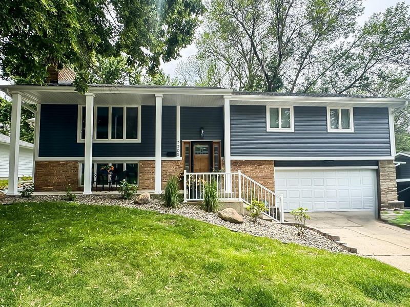 2205 5th Ave NW, Austin, MN 55912