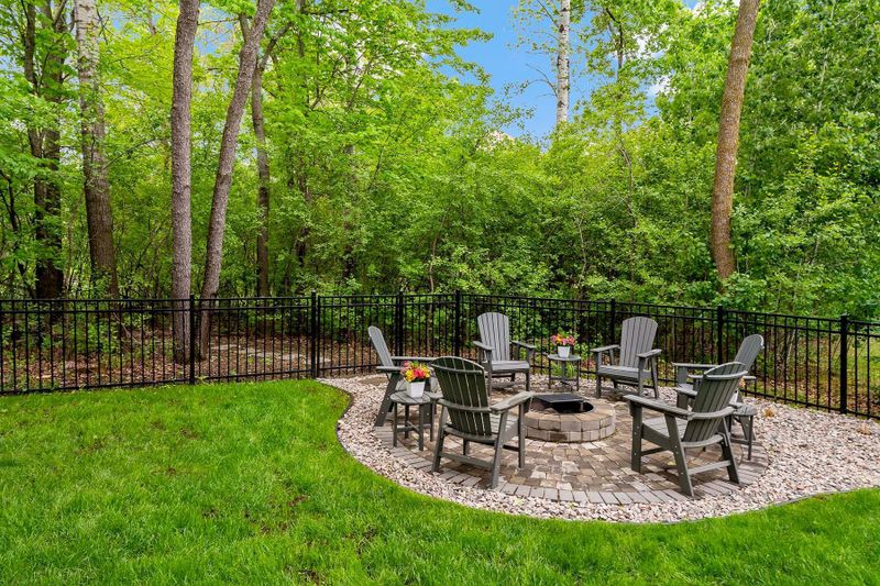 5315 Ranchview Ln N, Plymouth, MN 55446