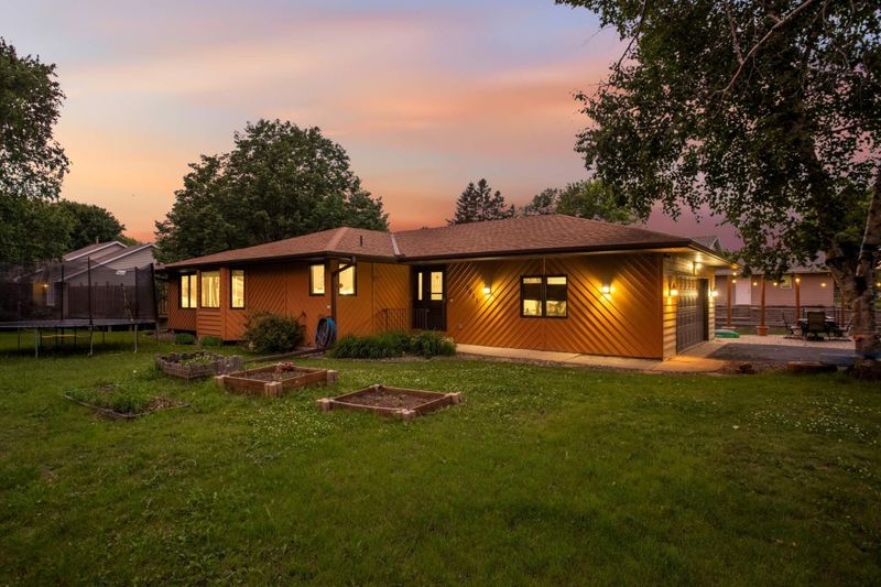5511 Fisher St, White Bear Lake, MN 55110