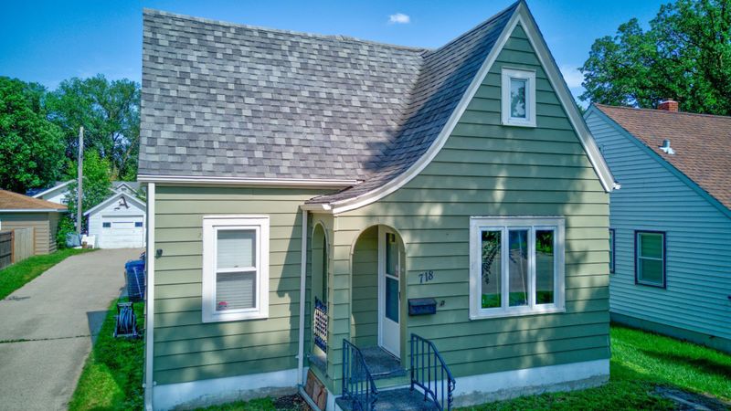 718 N Broadway, Fergus Falls, MN 56537