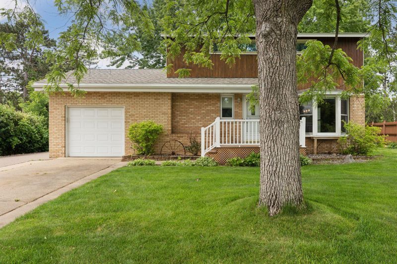 1319 9th Ave, Anoka, MN 55303