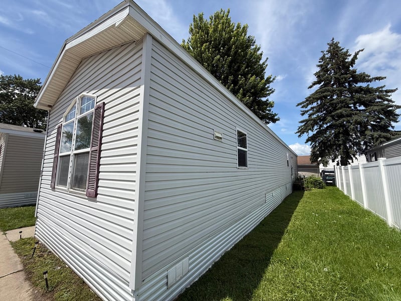 418 Main St S #20, Stewartville, MN 55976