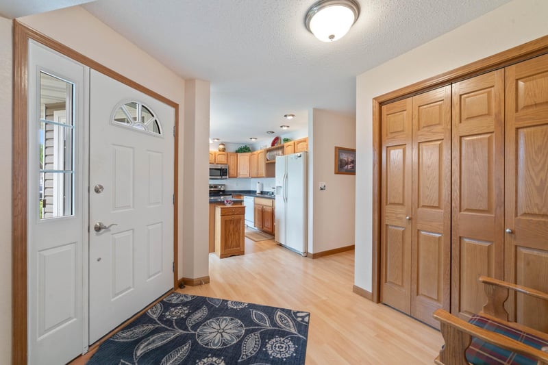5268 Twin Pines St, Hermantown, MN 55811