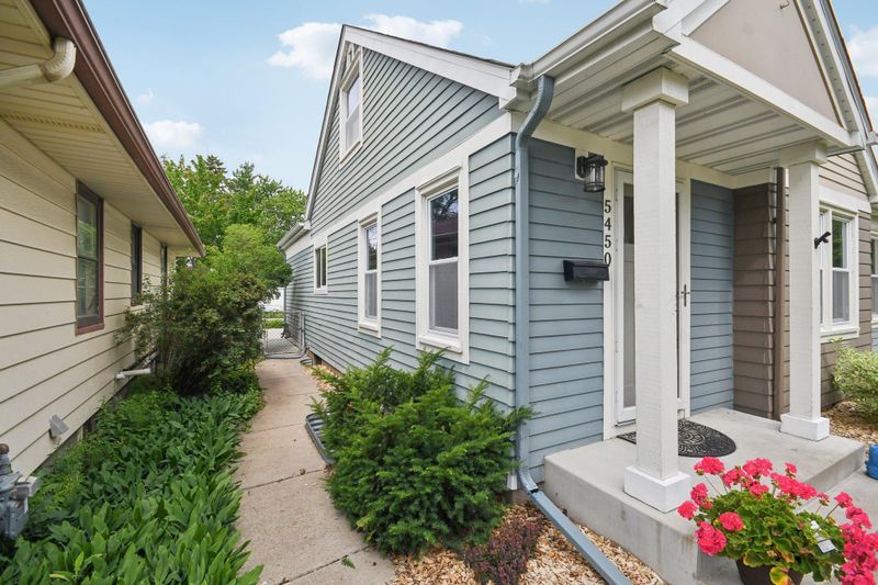 5450 Washburn Ave S, Minneapolis, MN 55410