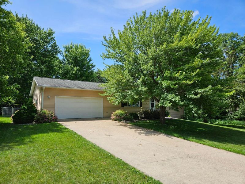 510 Parsons Ave S, Spring Valley, MN 55975