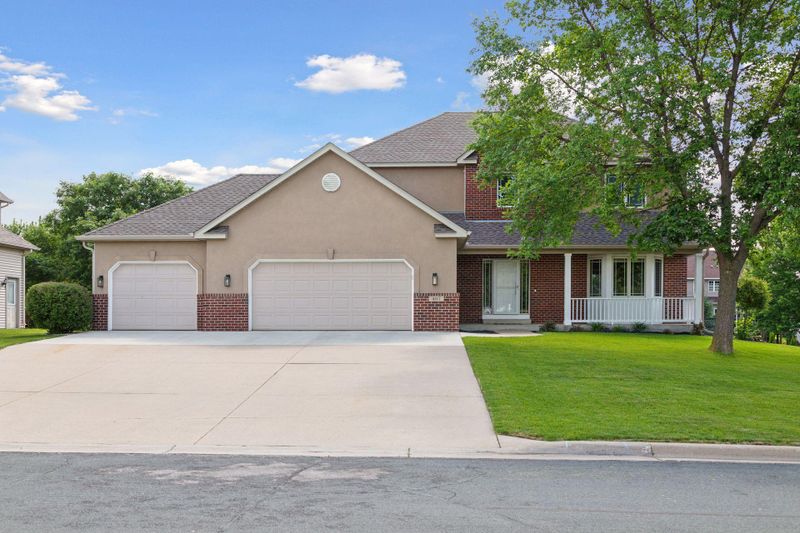 407 Fiddler Ave SE, New Prague, MN 56071