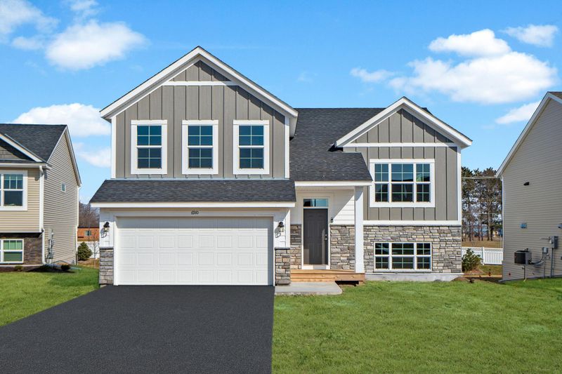 611 47th Ave NE, Saint Cloud, MN 56304