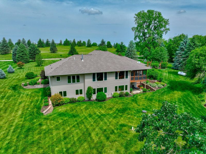 W10654 566th Ave, Prescott, WI 54021