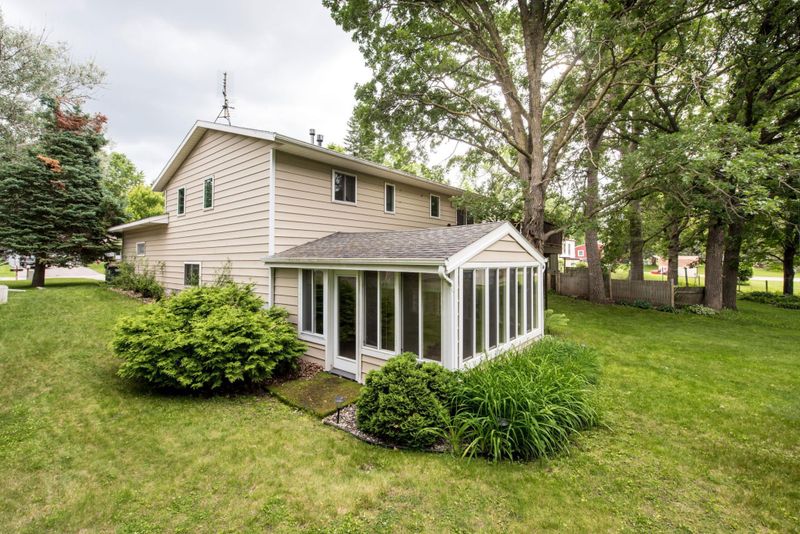 409 N Park St, Alexandria, MN 56308