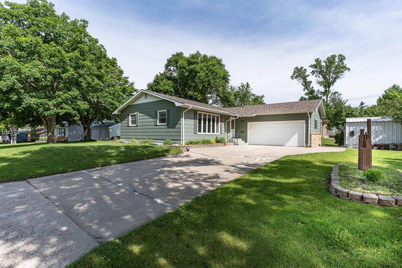 1035 Jefferson Pl, Fergus Falls, MN 56537