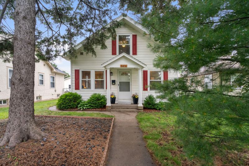 5616 36th Ave S, Minneapolis, MN 55417