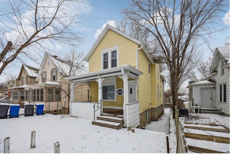 610 Jessamine Ave E, Saint Paul, MN 55130
