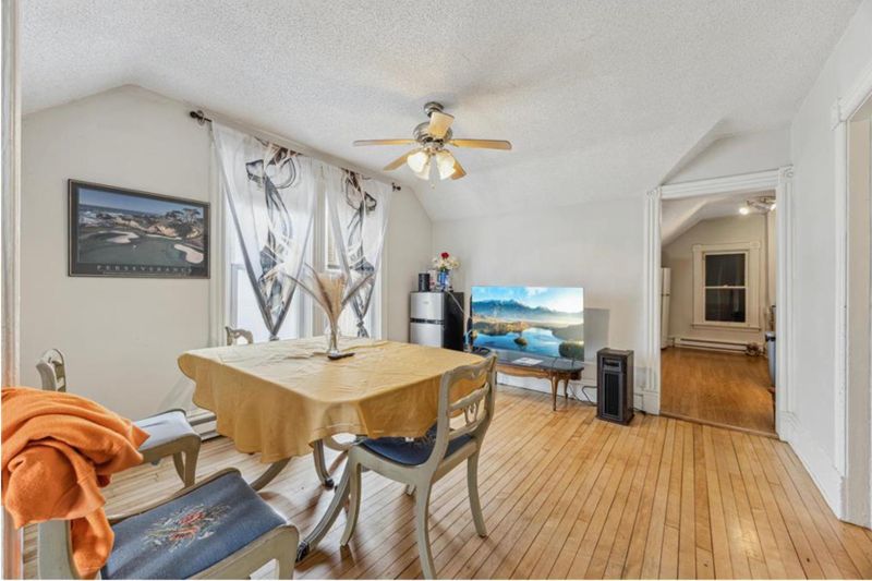 610 Jessamine Ave E, Saint Paul, MN 55130