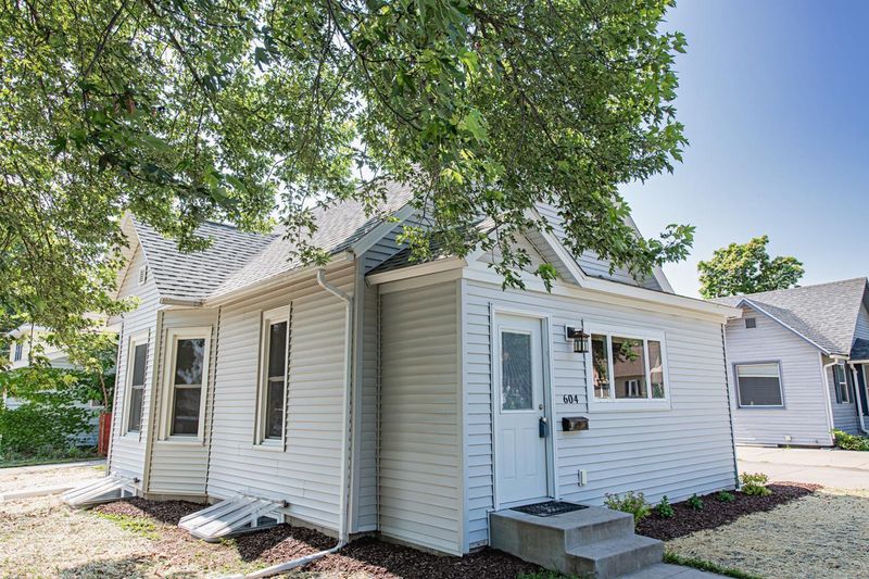 604 Wilson St, Winona, MN 55987