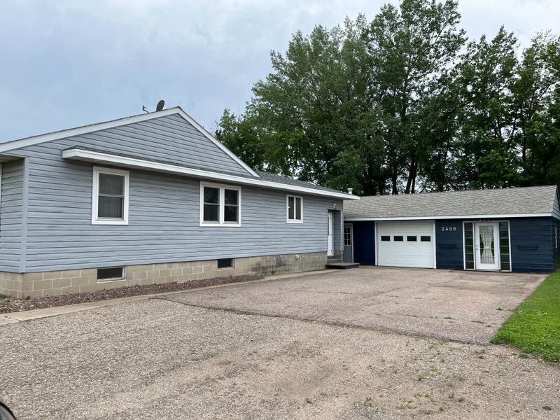 2498 Highway 60 E, Windom, MN 56101