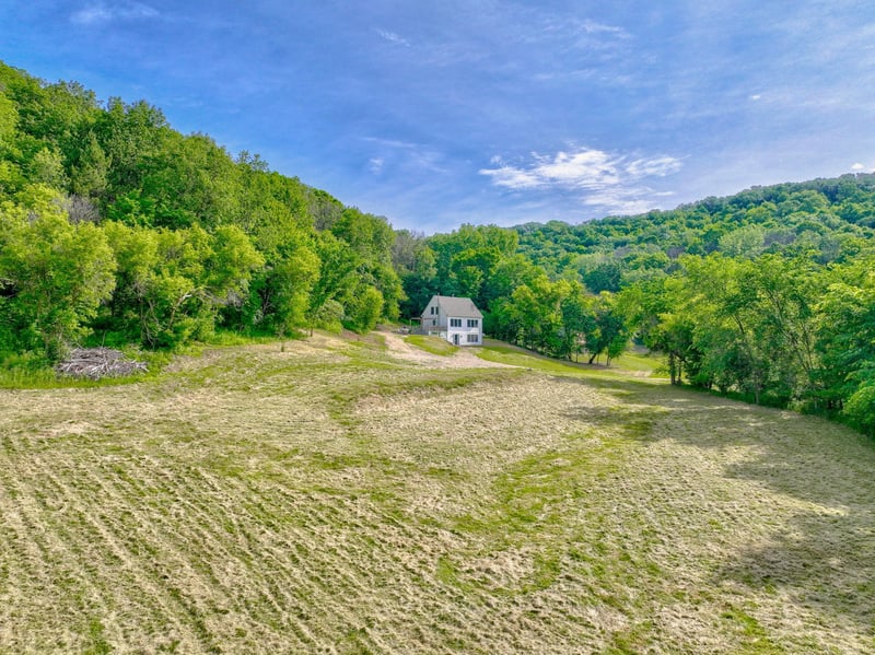 N4002 Homes Ln, Arkansaw, WI 54721