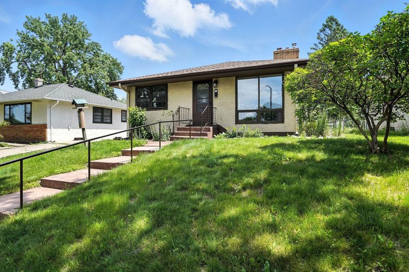 1464 Kent St, Saint Paul, MN 55117