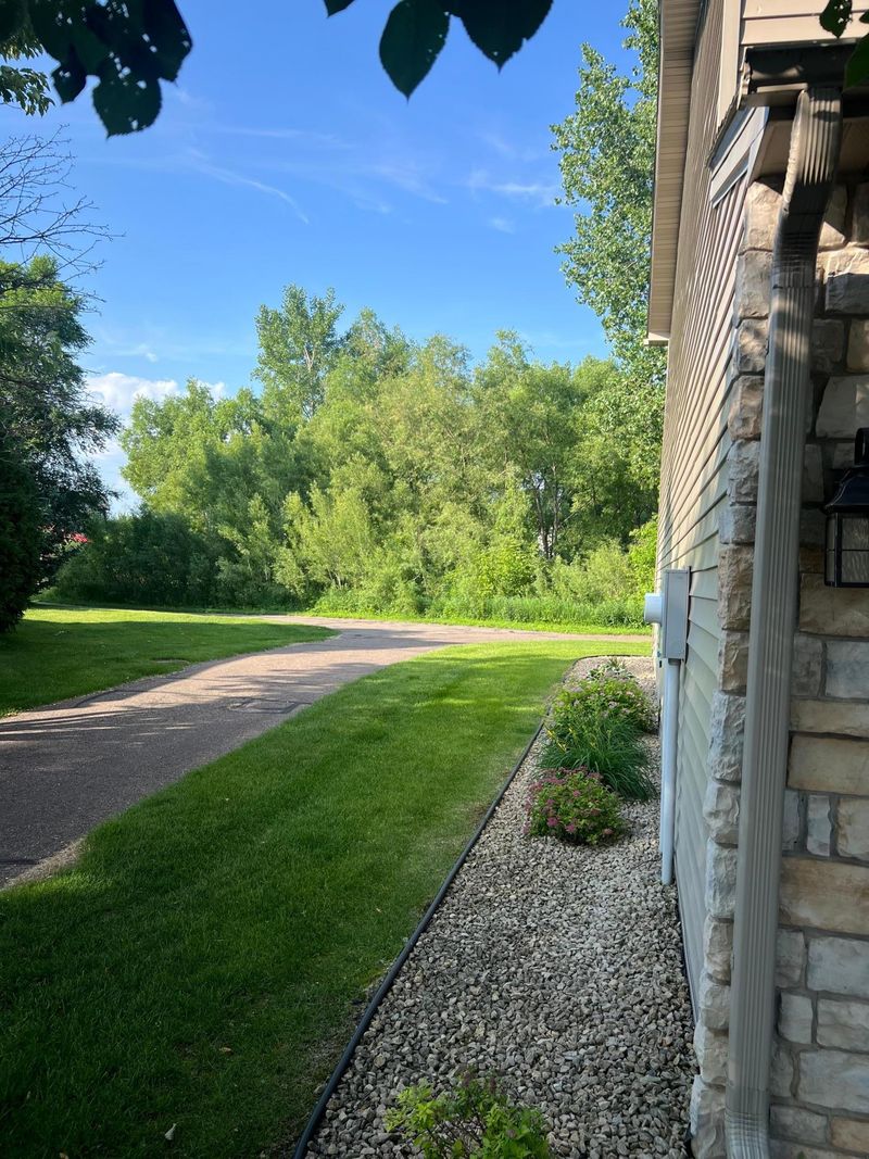 1129 Willow Trl, Farmington, MN 55024