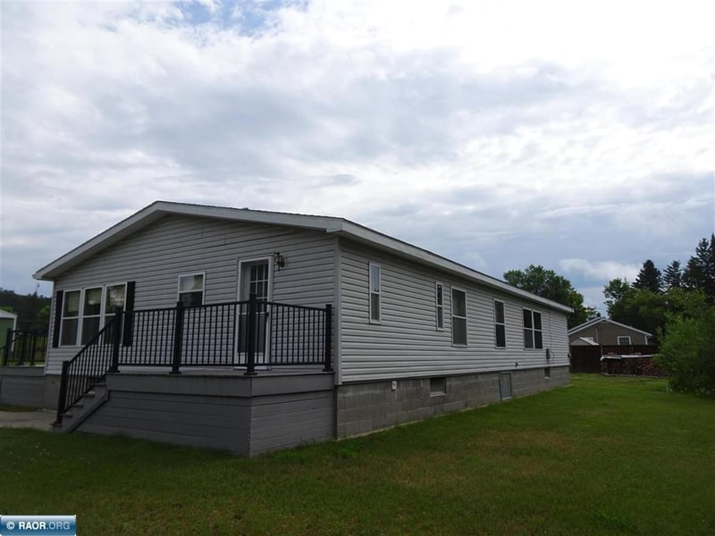 410 S 2nd St, Tower, MN 55790