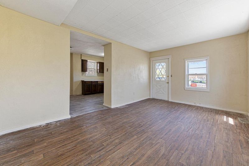 522 Hulett Ave, Faribault, MN 55021