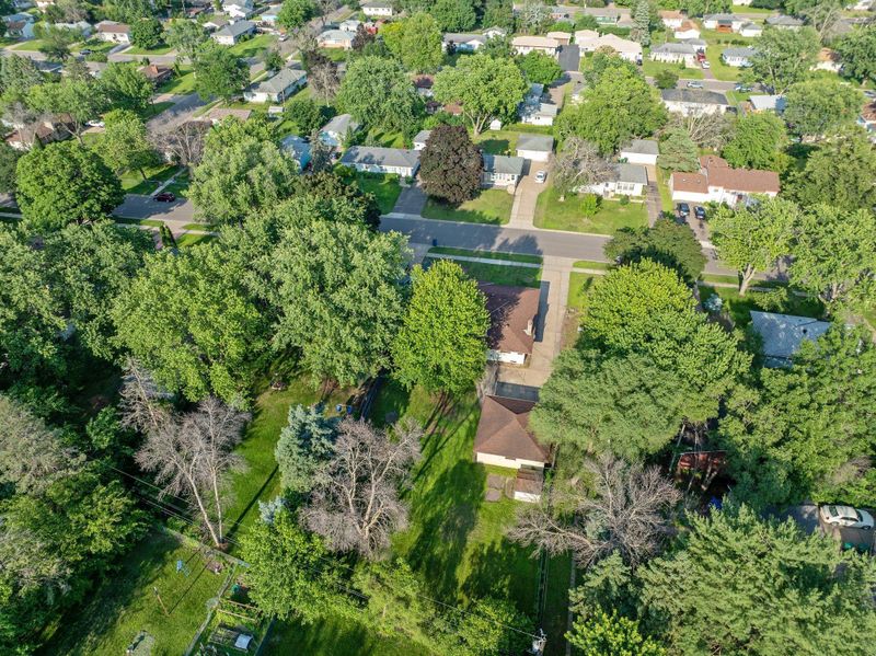 7119 Halifax Ave N, Brooklyn Center, MN 55429