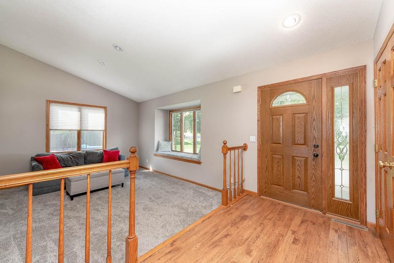 25 Piccadilly Pl, Mankato, MN 56001
