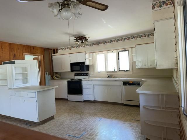 1301 13th Ave, International Falls, MN 56649