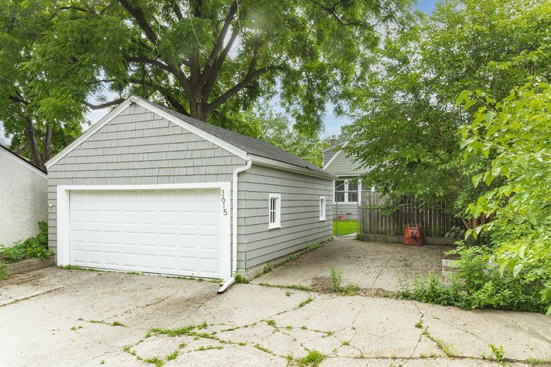 3615 33rd Ave S, Minneapolis, MN 55406