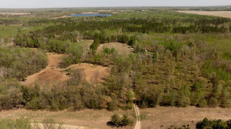 1042 48th Ave SW, Backus, MN 56435