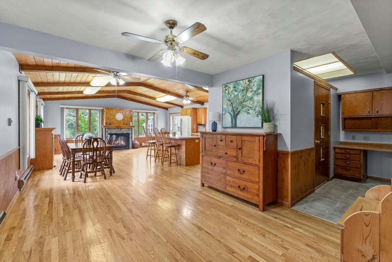 405 Robert St, Ostrander, MN 55961