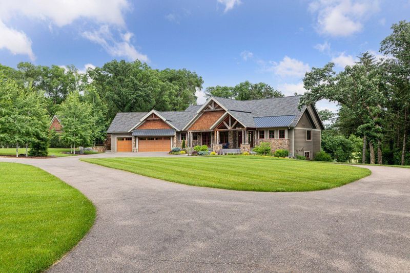 1099 Indian Trl S, Afton, MN 55001