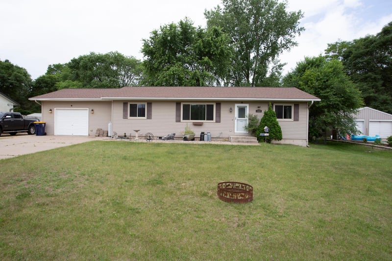 N1349 Katie Ln, Bay City, WI 54723
