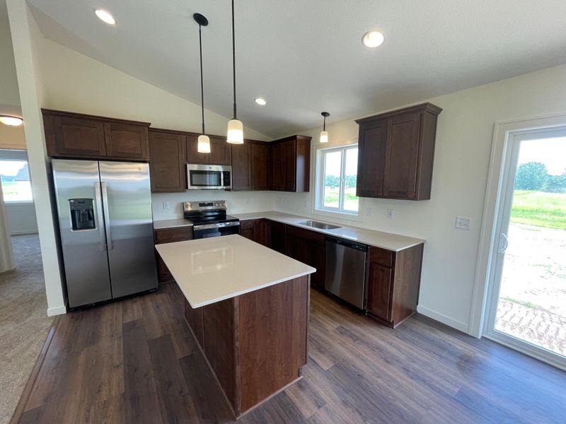 32733 Naples St NE, Cambridge, MN 55008
