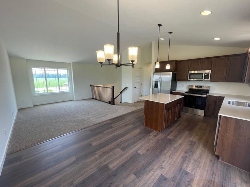 32733 Naples St NE, Cambridge, MN 55008