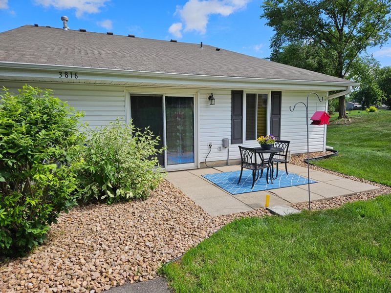 3816 Heather Dr, Eagan, MN 55122