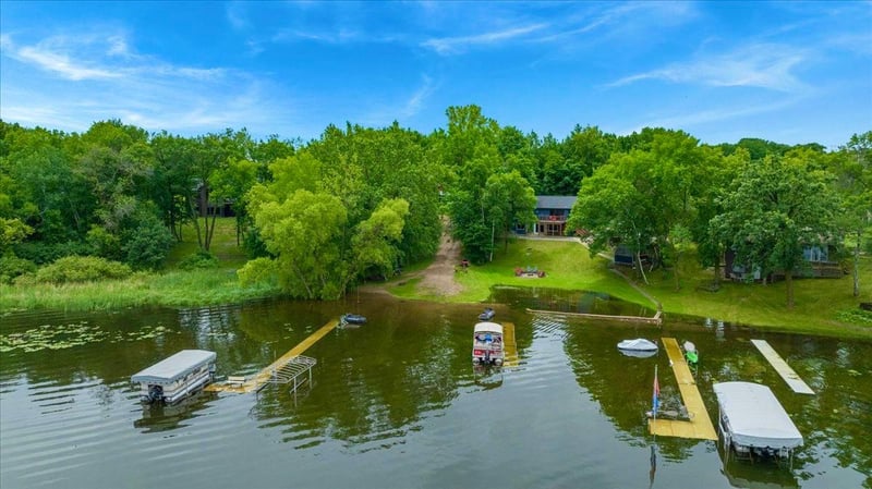 17871 Dove Hill Rd, Eden Valley, MN 55329