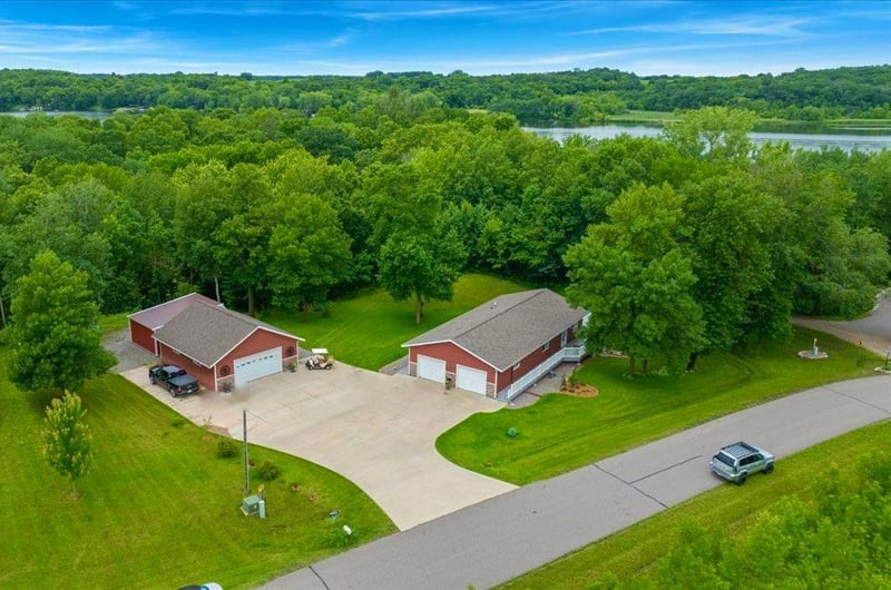 17871 Dove Hill Rd, Eden Valley, MN 55329