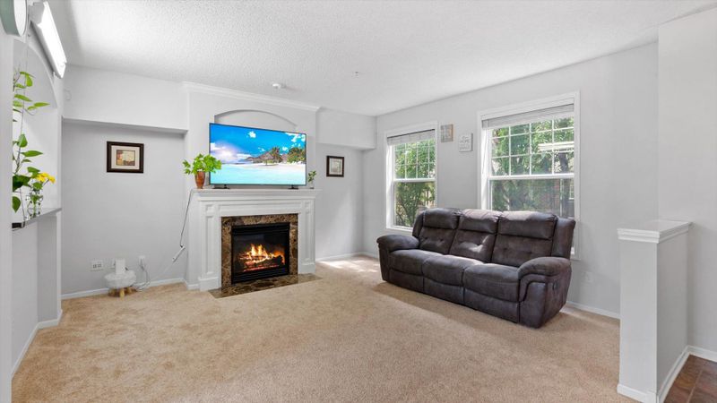11333 Stratton Ave, Eden Prairie, MN 55344