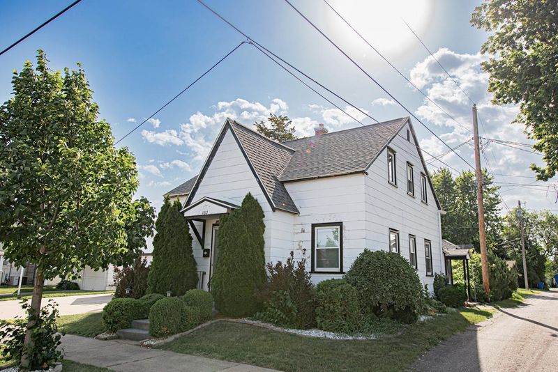 462 Saint Charles St, Winona, MN 55987